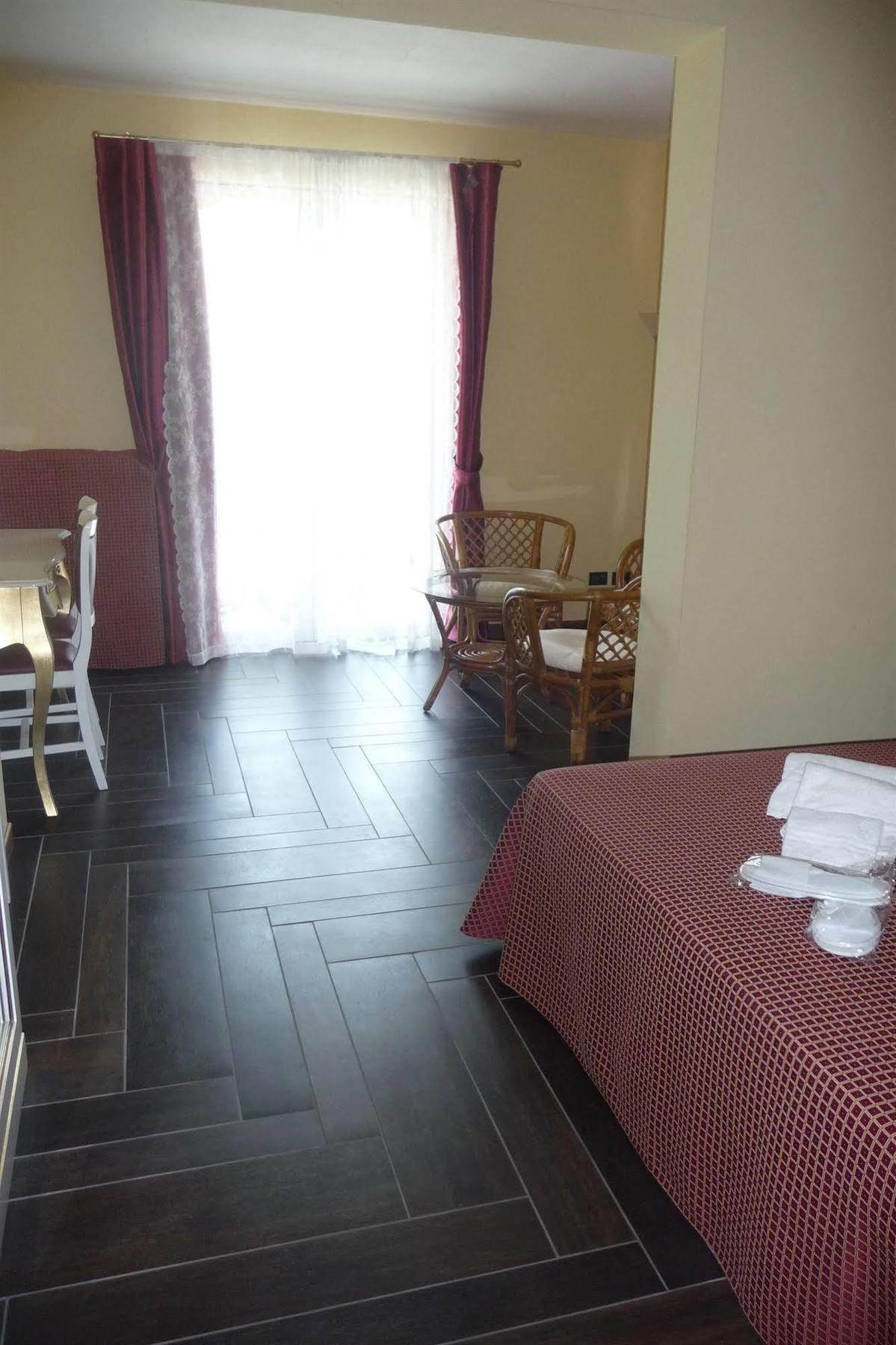 Boutique Hotel Bel Sito Wellness & Private Spa Bardolino Bagian luar foto